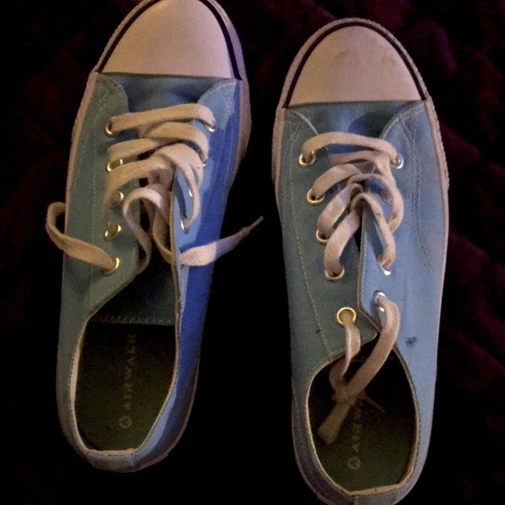 Airwalk sneakers